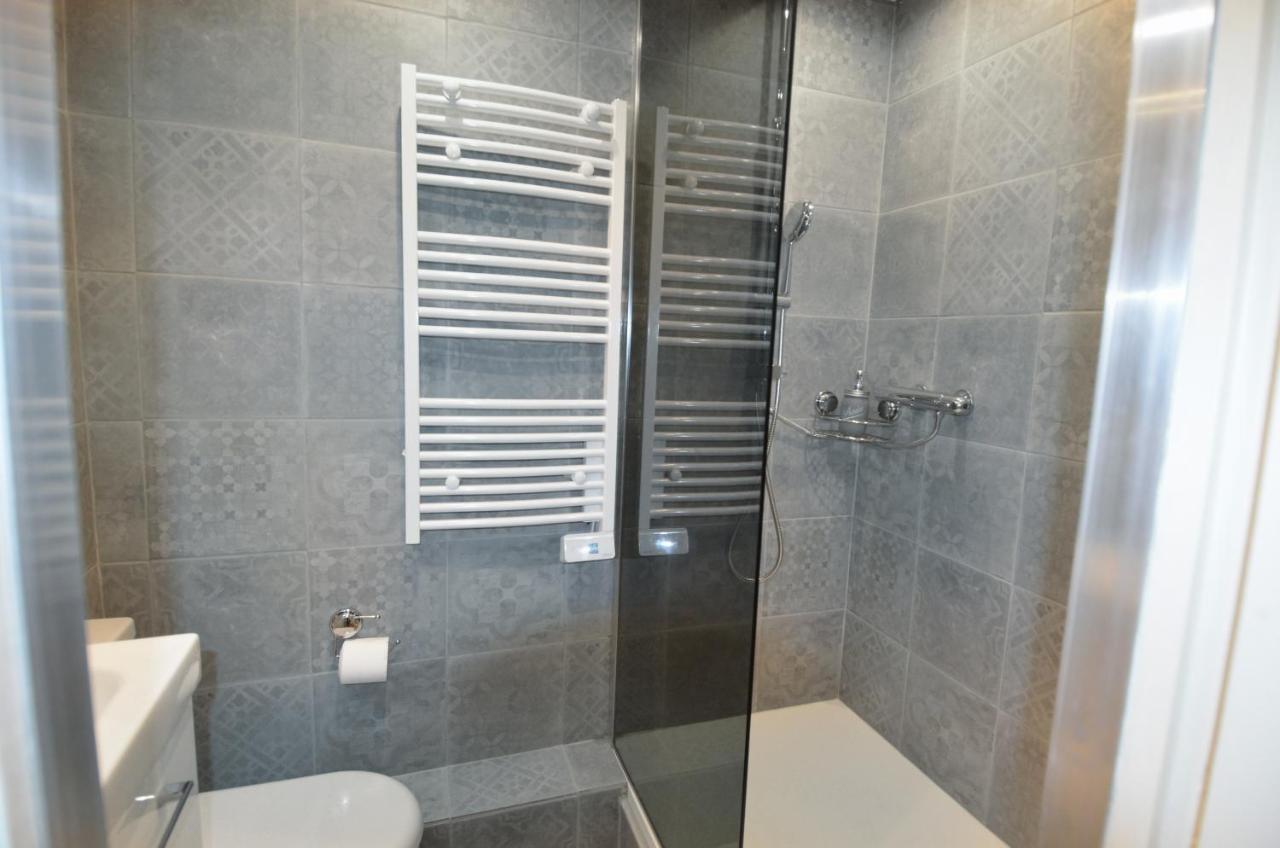 Superbe Appartement 5 Personnes Plein Coeur Centre-Ville Quartier Du Port De نيس المظهر الخارجي الصورة